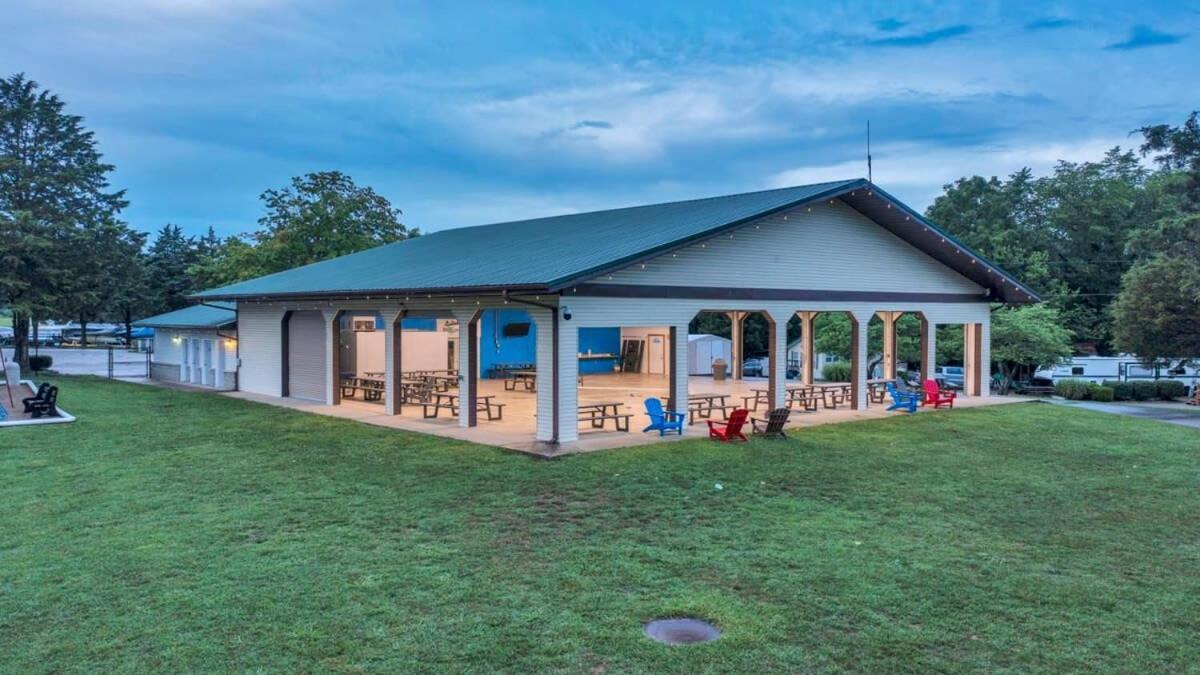Charming Log Cabin In Μπλούμινγκτον Εξωτερικό φωτογραφία