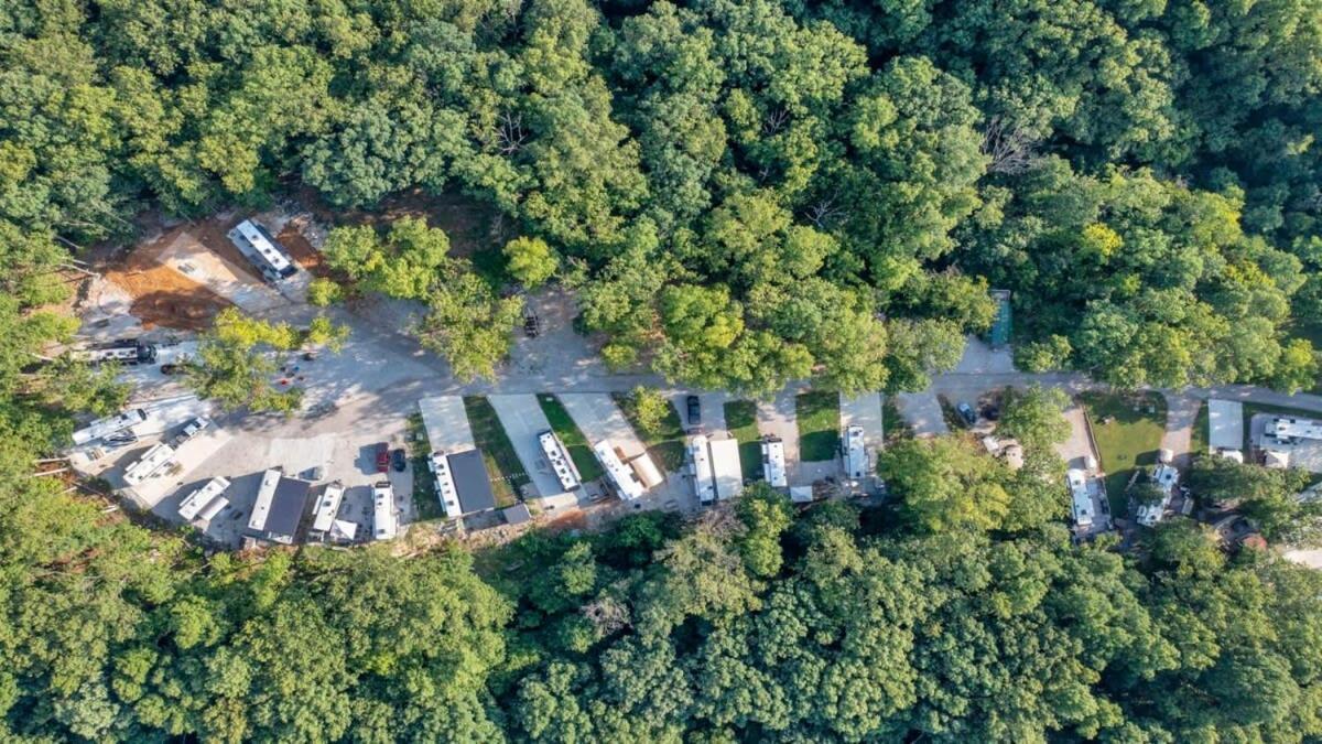 Charming Log Cabin In Μπλούμινγκτον Εξωτερικό φωτογραφία